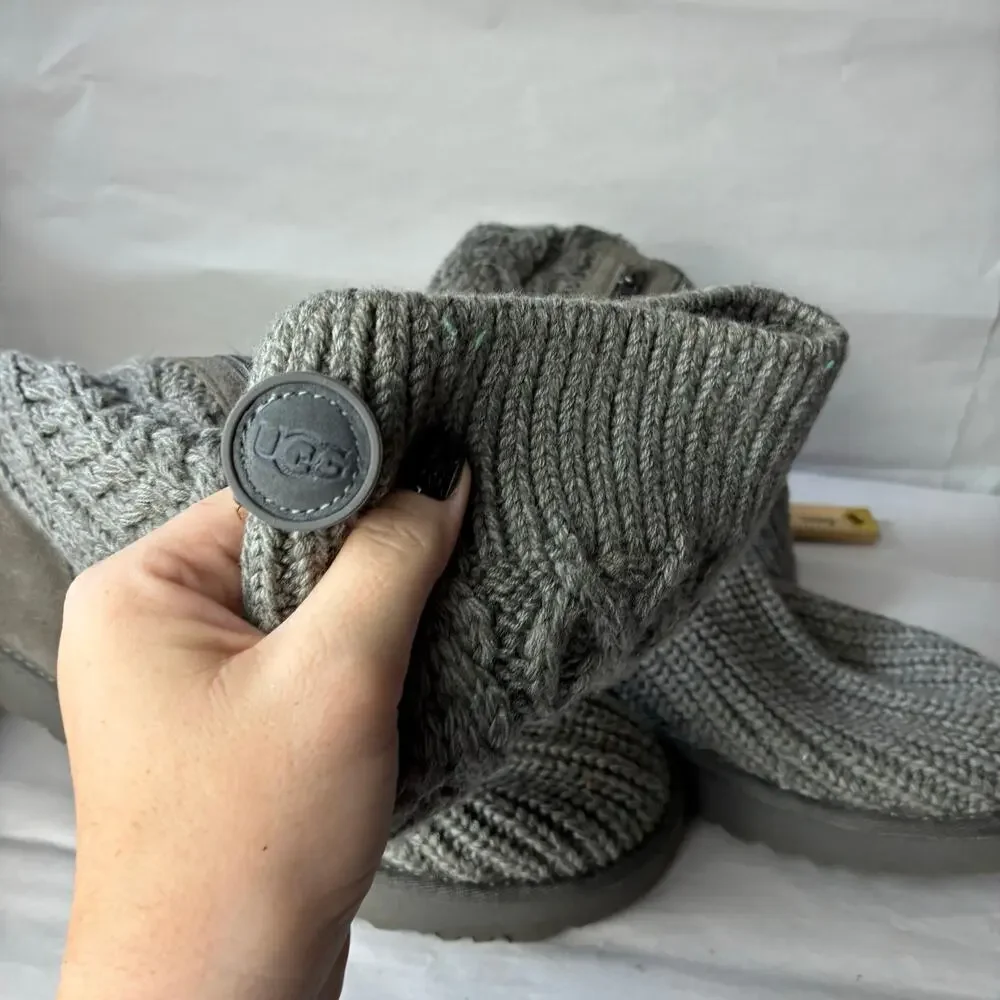 UGG Tall Classic Cardy Cable Knit Boots Women 11 Gray Wool Slouchy Button Winter